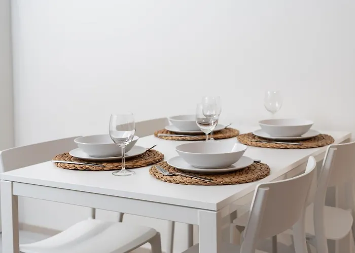 ULEABO Modern 37m2 Studio