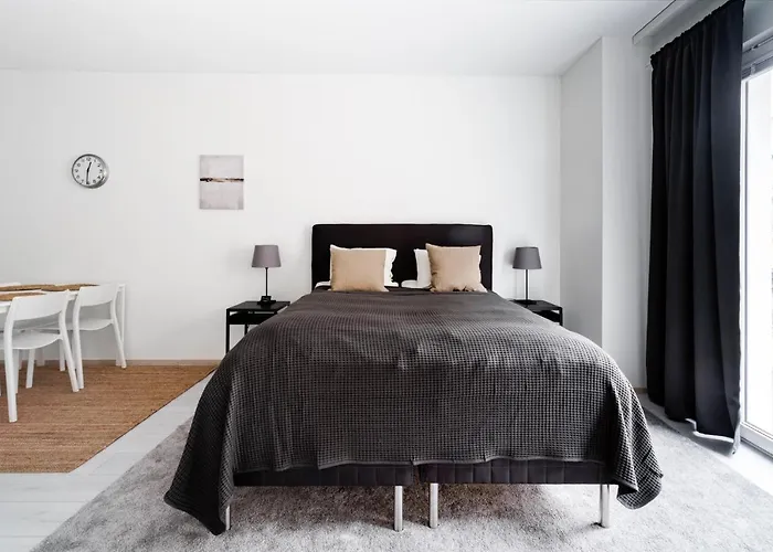 ULEABO Modern 37m2 Studio